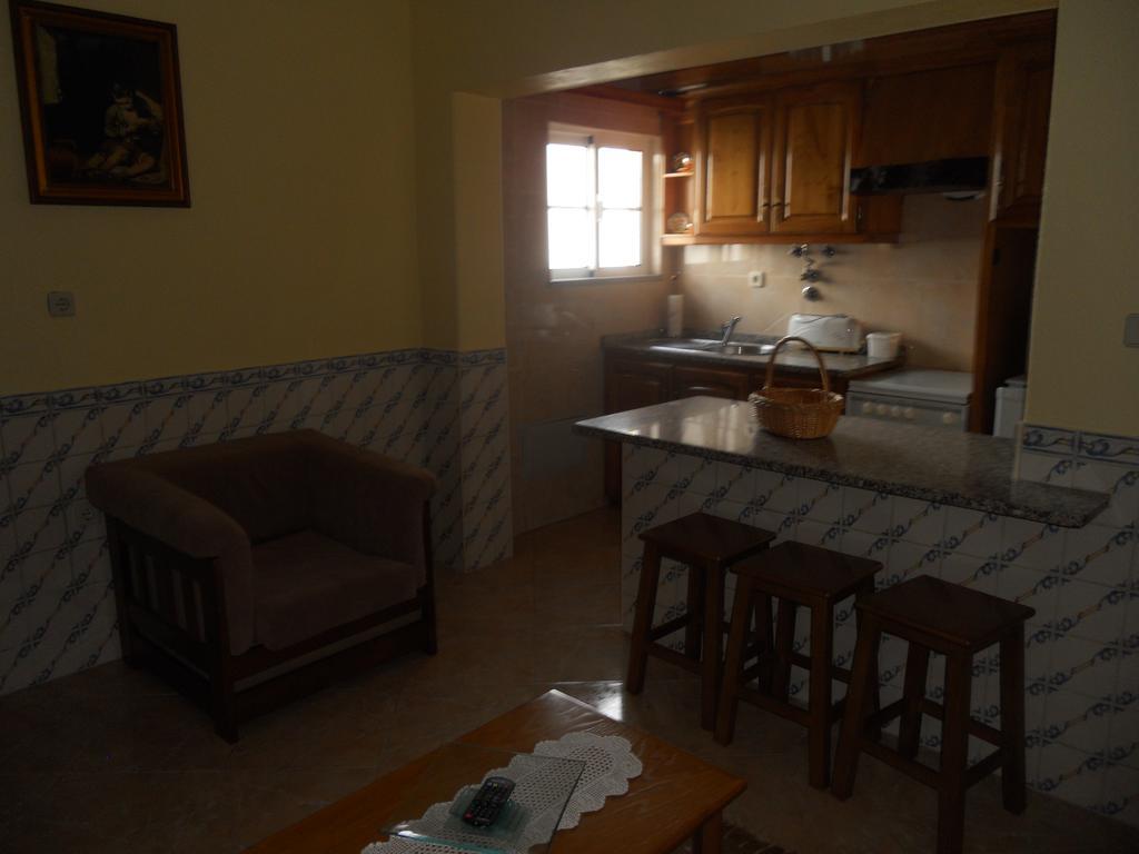 Casas Do Castelo Aldeia da Serra (Guarda)